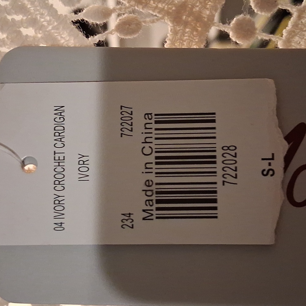 Moda Cream Open-Knit Cardigan - Picture 4 of 6
